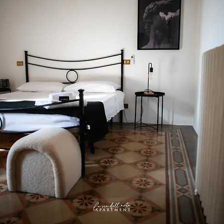 La Via Dell'arte Apartament