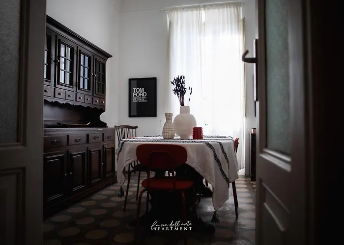 Апартаменты La Via Dell'arte *